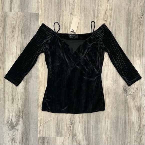 NWT SuperTrash ST Studio Black Velour Off Shoulder 3/4 Sleeve Shirt Top Size S - Picture 1 of 8